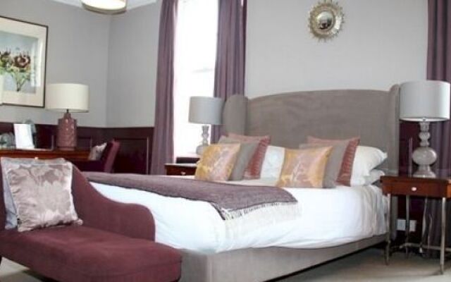 The Townhouse Hotel