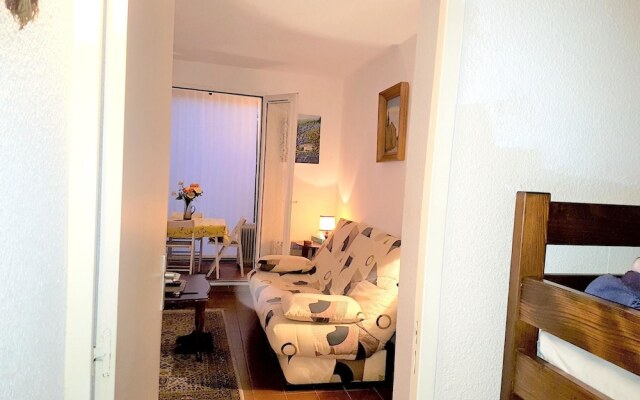 Studio in Saint-mandrier-sur-mer, With Enclosed Garden - 100 m From th
