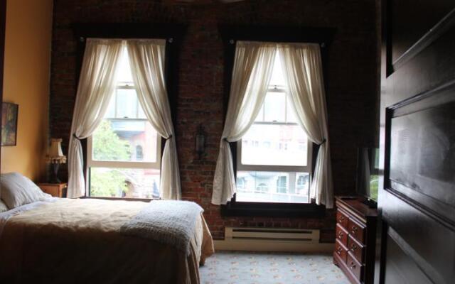 Historic Apartments at Merchants Cafe & Saloon