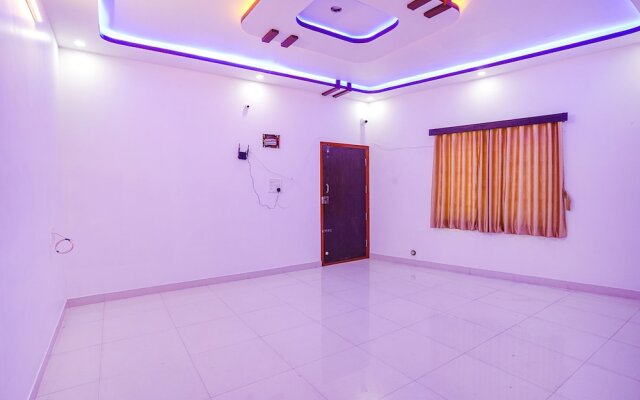 Fabhotel Sri Ram Comforts