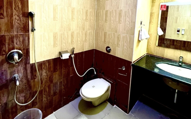 Blue Bliss Hotels By PPH Living Infantry Road