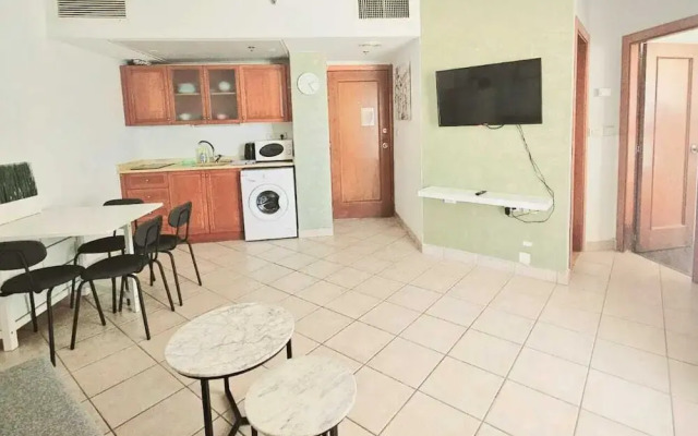 SHaYaSH apartments Leonardo Bat-Yam