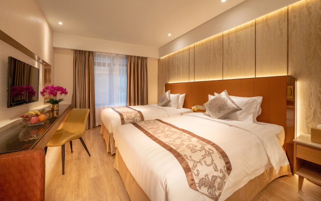 Hotel Golden Dragon