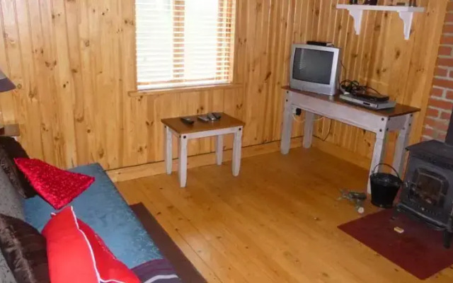 Belan Lodge - Courtyard Accommodation,"The John Hariffs"