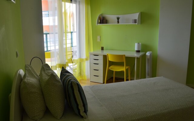 Cozy Apartment At Carcavelos beach