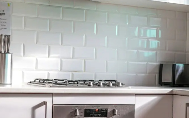 StayAU Newly Modern Comforts 3BRM Home Cranbourne