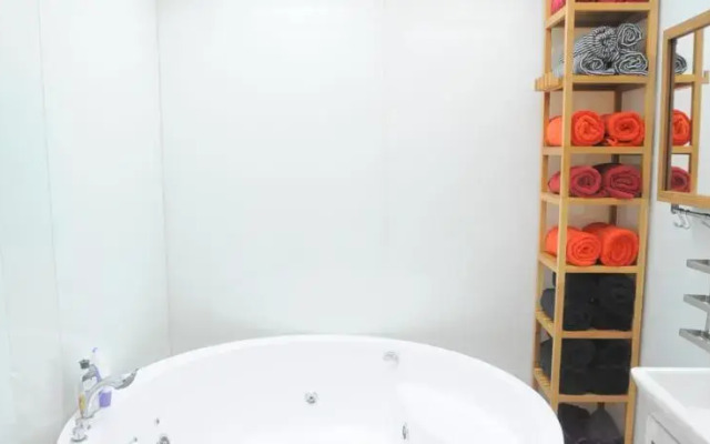 Ziv Apartments - Shtand 19