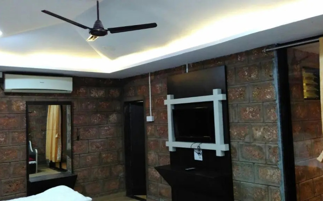 Treebo  Vhyomaan Resort