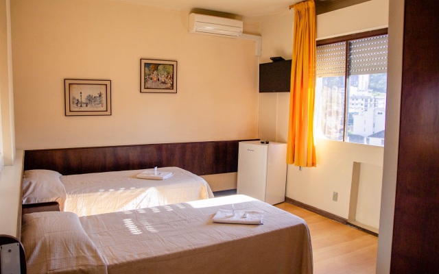 Hotel Letto Caxias