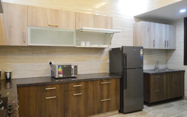 When In Gurgaon - Service Apartments near Medanta Medicity