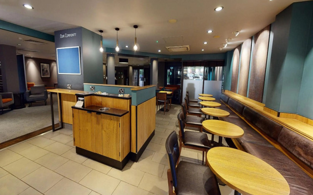 Village Hotel Swindon