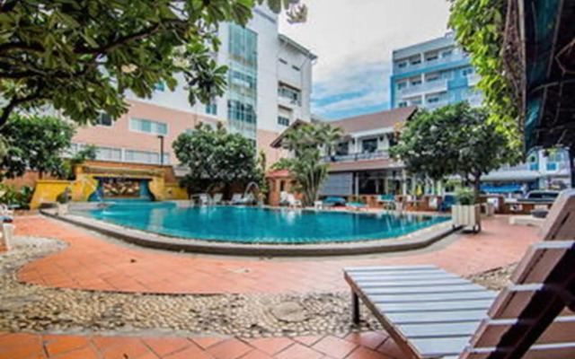 Sutus Court 2