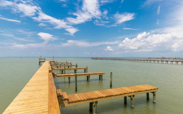 An Exclusive Waterfront Property
