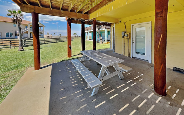 The Salty Sandpiper by Silver Sands Vacation Rentals
