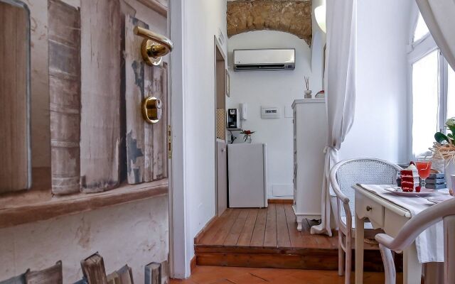 Corte Segreta Apartments