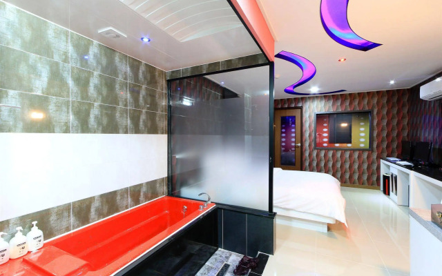 ForU Hotel