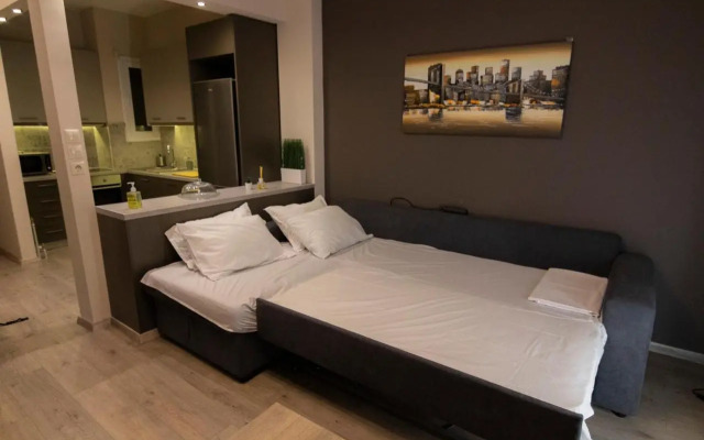 Luxury apartment 10’ from the center!