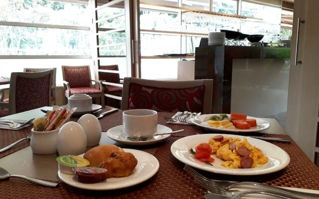 Sercotel Plaza Suites