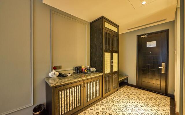 D’Melin Hotel & Restaurant