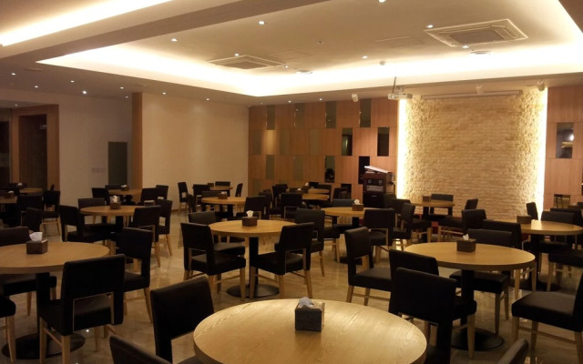 SG Hotel