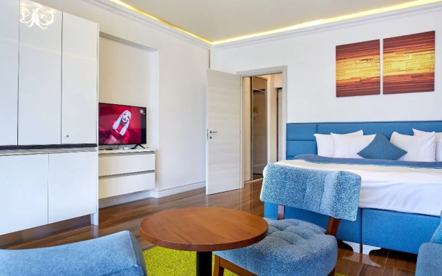 Apartamente WHITE TOWER cm