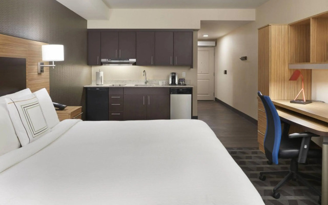 TownePlace Suites by Marriott Oshawa