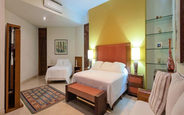 Sunny Vacation Villa 61