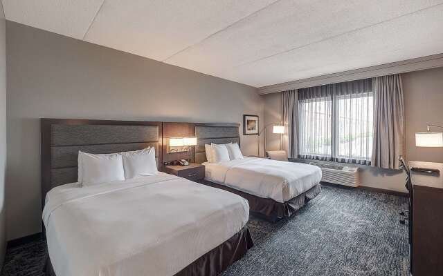 DoubleTree by Hilton Hotel Bloomington