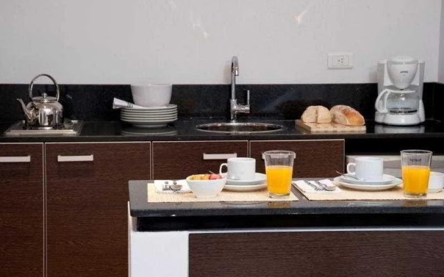 Polo Suites