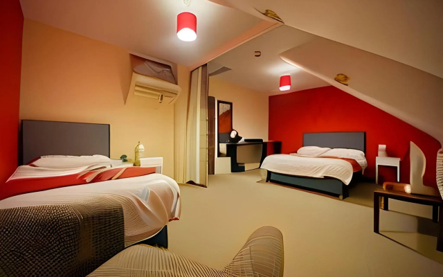 Station Hotel