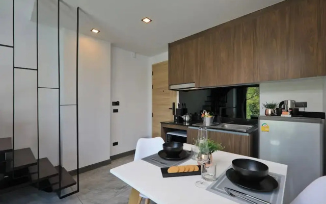 Naiharn Loft near Beach UTL B325