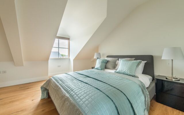Hampden Apartments - The Elizabeth