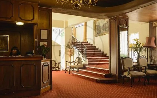 Parkview Hotel Suites