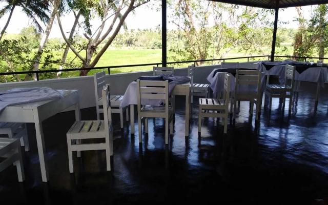 seth way echo village