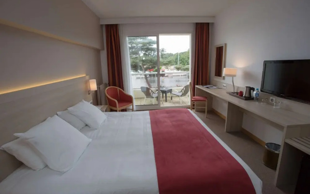 Best Western Hôtel Le Roof