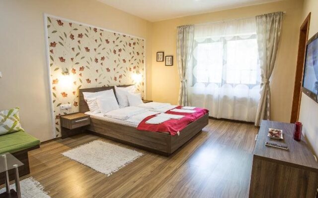 Nyirfa Apartmanház
