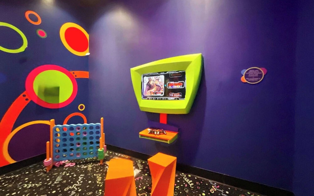 Great Escape to the Enclaves Near Disney!