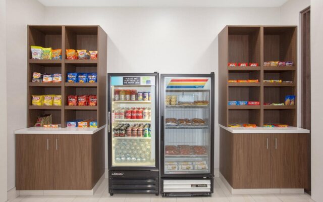 Holiday Inn Express & Suites Amarillo by IHG