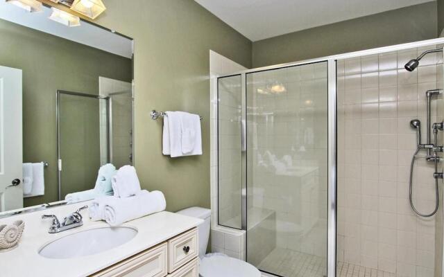 The Wharf 902 by Youngs Suncoast
