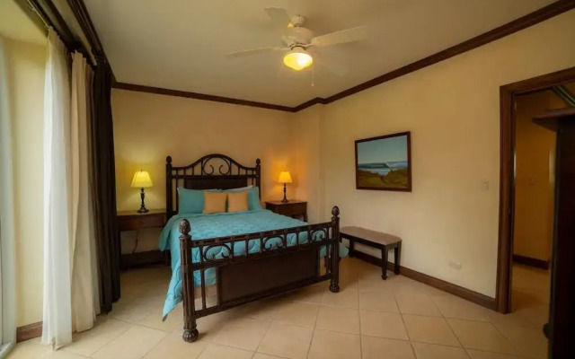 Bay Residence 9F 3 bdr 2 Bath