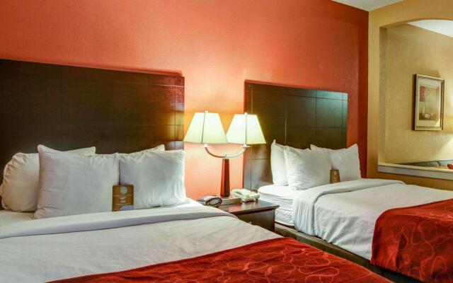Comfort Suites At Rivergate Mall - фото 3