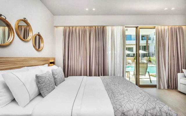 Pefki Deluxe Residences