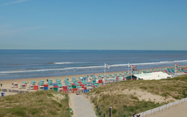 Charming Holiday Home in Katwijk South Holland with terrace