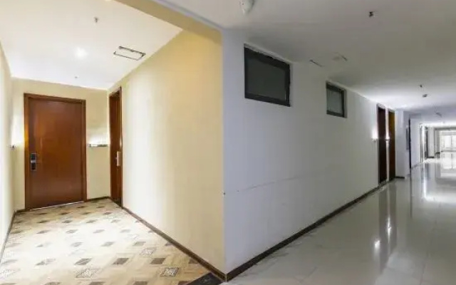 Meida Hotel (Zhengzhou East High-speed Railway Station)