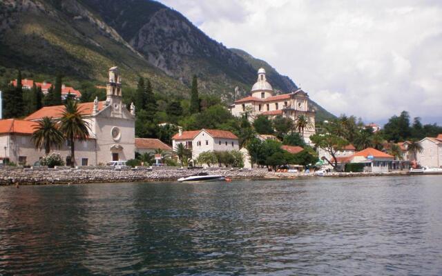 Apartment Pinebreeze - Prčanj - Kotor