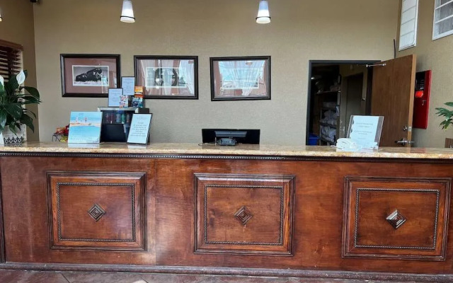 Baymont Inn & Suites Cuero