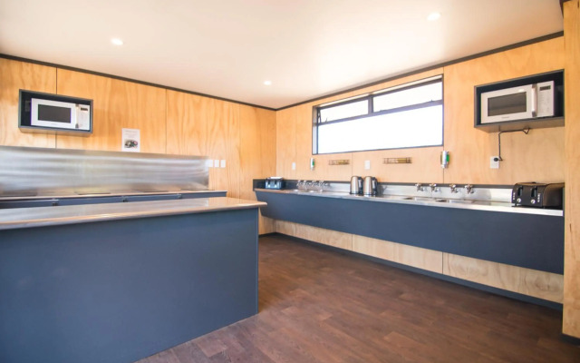 Parklands Motorlodge