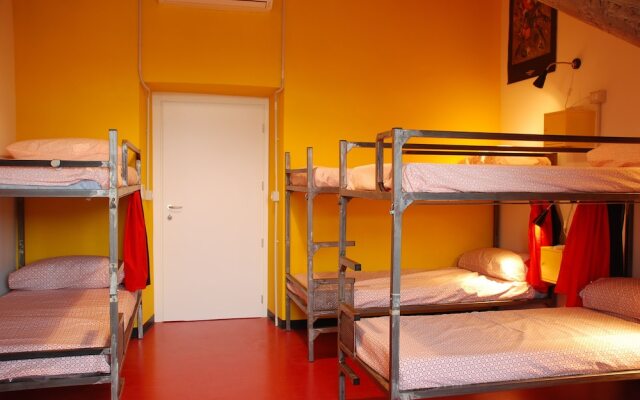 Attic Hostel Torino