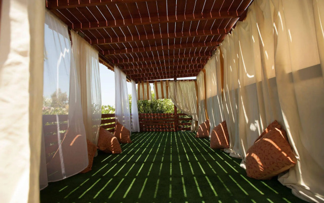 Belvedere Aeolis Hotel