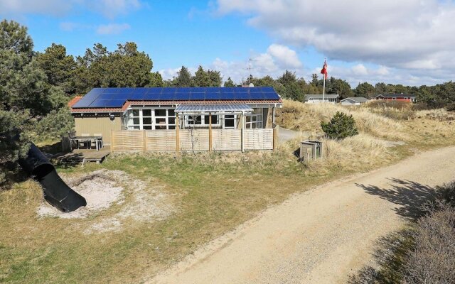 Cozy Holiday Home in Vejers Strand With Whirlpool